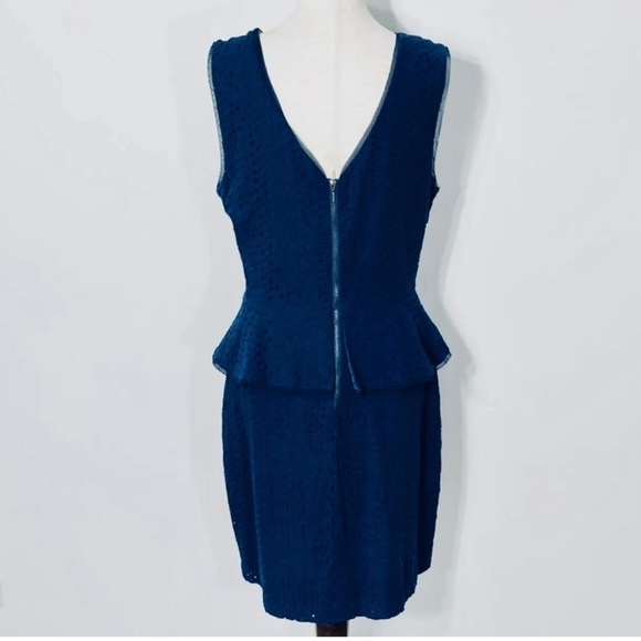 BCBG PARIS Emily Navy Eyelet Peplum Dress Sz 2 - Picture 5 of 13